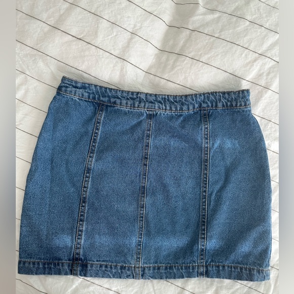 Skirt - Picture 3 of 3